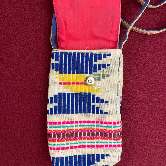 Phone purse. Festive canvas design. NWT. - Picture 4 of 4